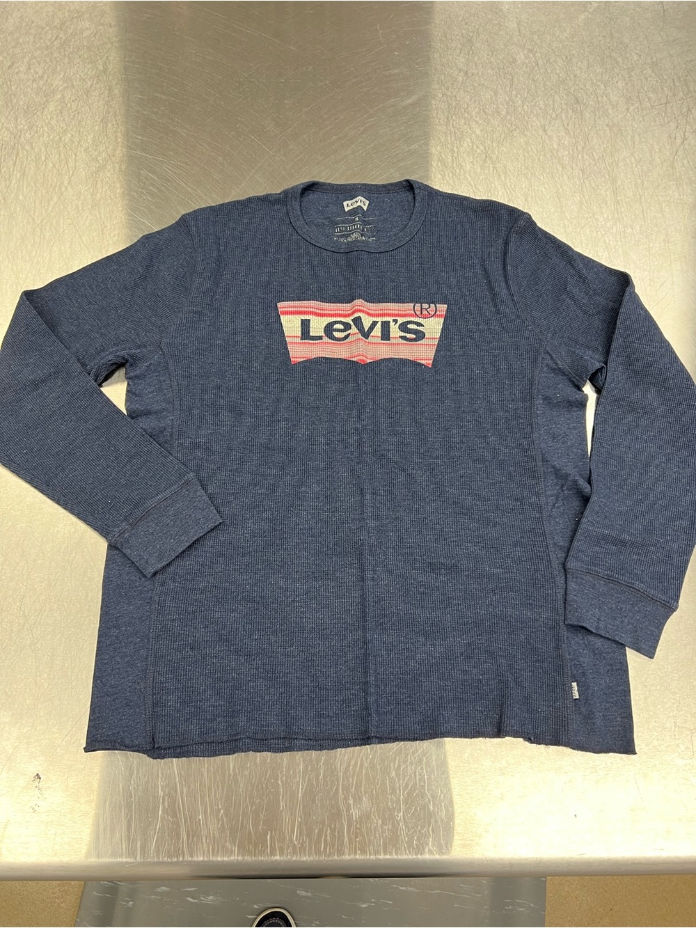 Levi's Navy Long-Sleeve Logo Thermal Tee with Red Accent Mens XL